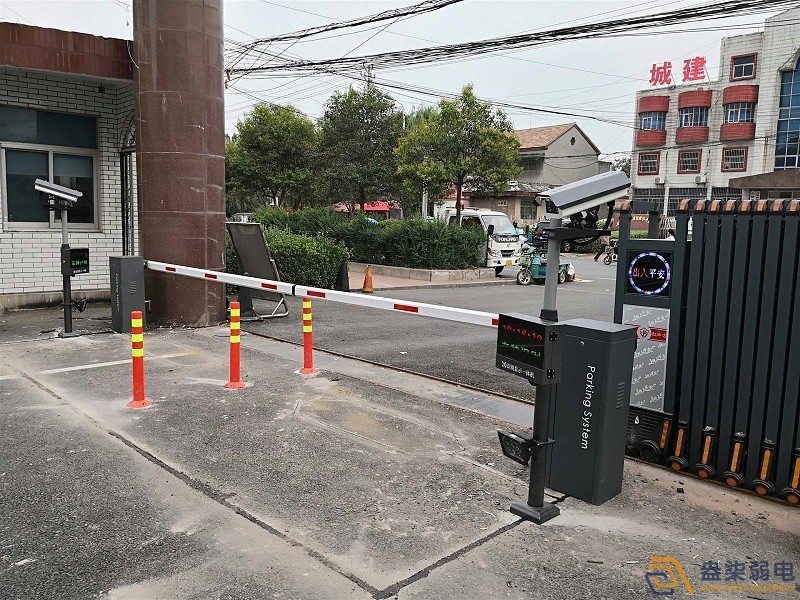 車牌識(shí)別智能道閘，你了解過多少！