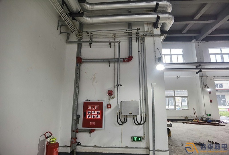 成都智能工廠—防爆攝像機(jī)的功能特性有哪些？