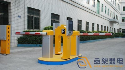 工廠停車(chē)道閘價(jià)格受哪些因素影響？