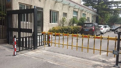 智能門禁道閘，科學守護企業(yè)安全