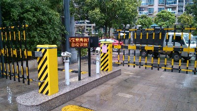 什么是智慧小區(qū)月卡型停車管理系統(tǒng)？